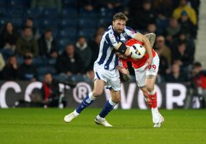 EDITORIAL USE ONLY. No use with unauthorized audio, video, data, fixture lists, club/league logos or 'live' services. Online in-match use limited to 120 images, no video emulation. No use in betting, games or single club/league/player publications