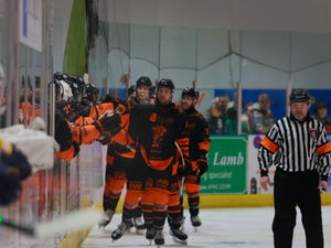 Supporting image for story: Eric Henderson stars as Telford Tigers edge 14-goal thriller