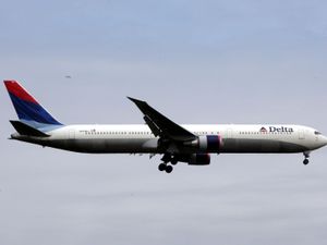 Supporting image for story: Man faces charges after ‘exposing buttocks’ on Dublin-New York flight