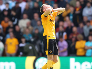 Supporting image for story: Wolves captain Ruben Neves questions referee consistency after Nathan Collins red card