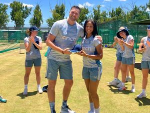 Supporting image for story: Davina Perrin called up to training camp for England u-19s