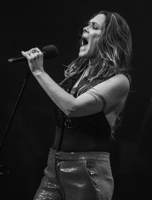 Beth Hart at Birmingham Symphony Hall. Pictures by: Andy Shaw