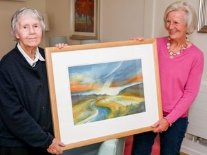 Supporting image for story: Artist's exhibition raises money for dementia research 