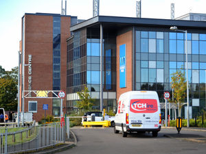 Supporting image for story: Sister firm of lab that gave 'wrong PCR results' told to issue Covid test delay refunds