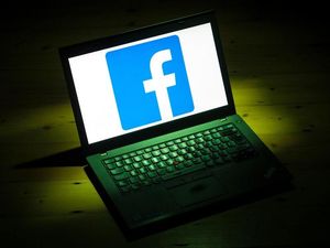 Supporting image for story: Facebook moves to ban white nationalist hate speech