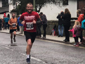 Supporting image for story: Blake smashes his 1,000 mile challenge for Hope House