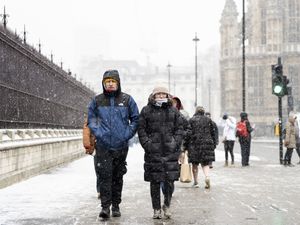 Supporting image for story: Commuters told to check for disruption after ice warnings issued across UK