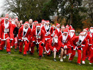 Supporting image for story: Santa fun run to return to Kidderminster park next month in aid of hospice 