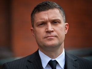 Supporting image for story: Hand volunteer constables Tasers to feel safe, urges police boss