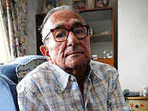 Supporting image for story: Robbed veteran anger