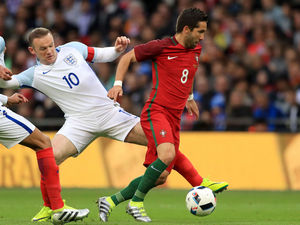 Supporting image for story: Joao Moutinho: Wolves fans react to Portugal star's Molineux move