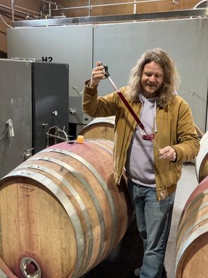 Winemaker Thomas Holt
