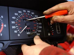 Supporting image for story: Record levels of clocked cars on the road