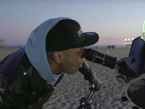 Supporting image for story: This beautiful video will make you see the moon in a brand new light