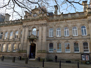 Supporting image for story: A man from Dudley due in court charged with interfering with vehicles and possession of a knife