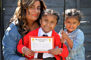 Amaya with her mum Raj and sister Arianna 