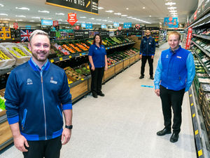 Supporting image for story: Market Drayton's first Aldi open for business