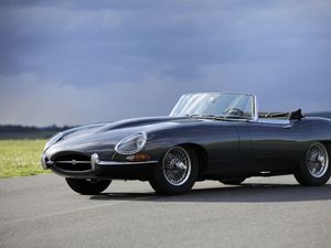 Supporting image for story: One-in-five classic cars fail an MOT, despite not legally needing one