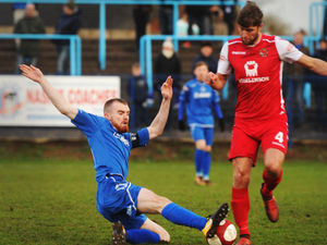 Supporting image for story: Halesowen Town 1 Buxton 3 - Report and pictures