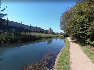 Supporting image for story: Man rescued from canal in Wolverhampton
