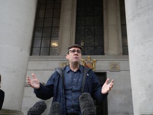 Supporting image for story: Burnham to resume talks with No 10 as Greater Manchester rules row continues