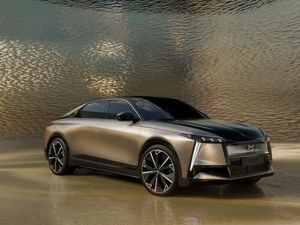 Supporting image for story: DS No8 goes on sale priced from £50,790