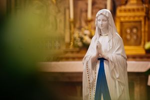 The statue of the Blessed Mary Virgin