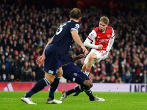 Supporting image for story: Arsenal into top four as Gabriel Martinelli and Emile Smith Rowe sink Hammers