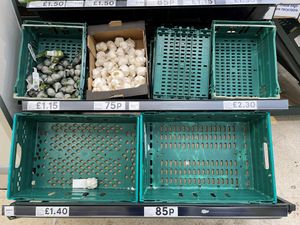 Supporting image for story: Aldi follows Asda and Morrisons with customer limits on fresh produce