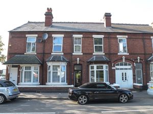 Supporting image for story: West Bromwich house cordoned off amid police investigation