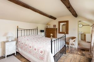 Shrubbery Farmhouse in Longnor