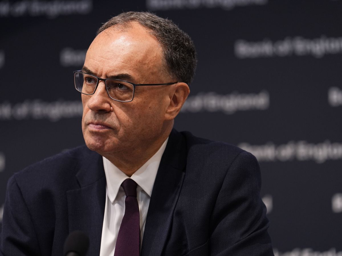 Bank governor warns of risks of cutting regulation in bid for growth