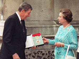 Supporting image for story: Flashback to 1989: The Queen presents Ronald Reagan with a knighthood