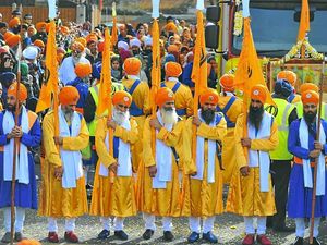 Supporting image for story: Thousands of Sikhs join in Wolverhampton Vaisakhi parade