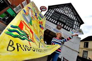 LAST COPYRIGHT SHROPSHIRE STAR STEVE LEATH 18/05/2021..Pic in Bridgnorth, od Lindy Macdonald (President of Bridgnorth & District Twin Association), story on the twinning with Thiers and Schrobenhausen and banners that have been made to be diaplayed there..