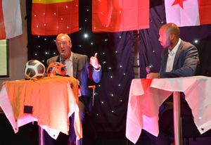 Steve Daley and Matt Murray provide pre-match analysis. 