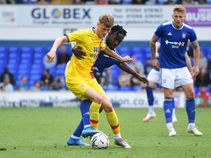 Supporting image for story: Shrewsbury sign Crystal Palace striker Rob Street on season long loan