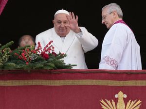 Supporting image for story: Pope’s Christmas message urges ‘all people of all nations’ to overcome divisions
