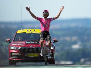 Supporting image for story: Ireland’s Ben Healy breaks clear to win Tour de France stage six