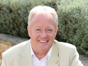 Supporting image for story: County star Cheggers dies, aged 60