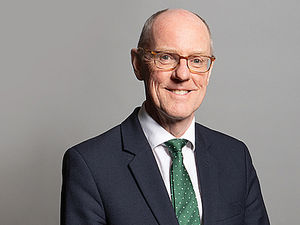 Supporting image for story: Minister welcomes new opportunities for Dudley students