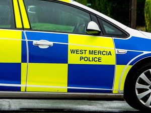 Supporting image for story: Police officer who twice kicked teenager in head gets suspended sentence