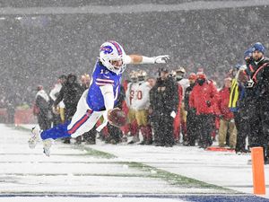 Supporting image for story: Buffalo Bills clinch fifth straight AFC title in the snow