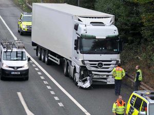 Supporting image for story: Lorry with radioactive load in M6 crash