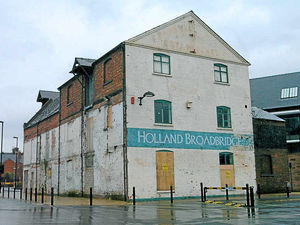 Supporting image for story: Plans revived to demolish 17th-century Shrewsbury warehouse in hotel move