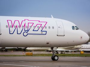 Supporting image for story: Wizz Air to train 1,200 new pilots by 2028