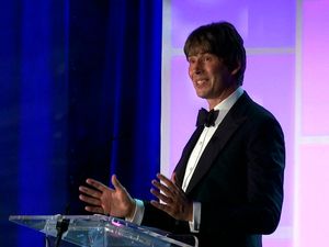 Supporting image for story: Apollo Gala celebrates 50th anniversary of first moon landing