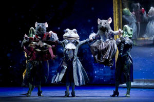 Supporting image for story: Cinderella, Birmingham Hippodrome - review with pictures and video