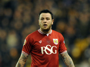 Supporting image for story: Walsall looking to sign free agent Lee Tomlin