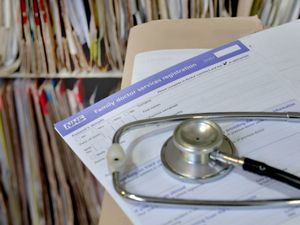 Supporting image for story: Cash for surgeries where patients see same GP every time under new plans